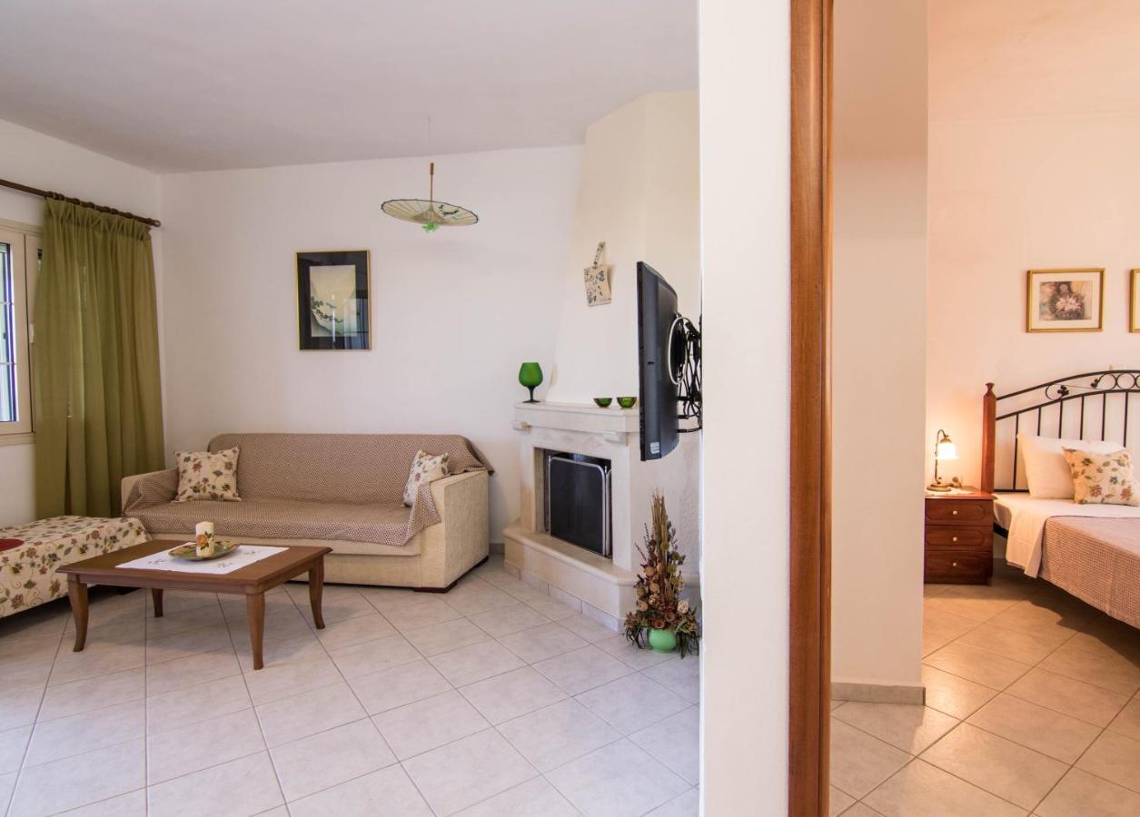 Fedra Apartments, View, Free Parking, 2Mins To Beach Palekastro Exteriör bild
